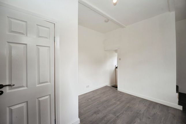 24, Westgate, Bradford photo 4