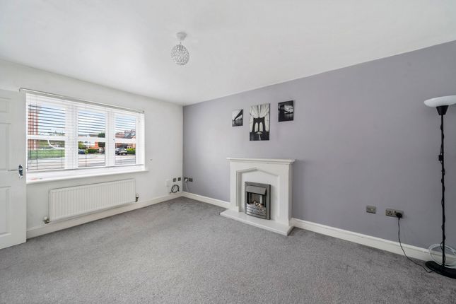 19 Lavender Gardens, Warrington photo 3