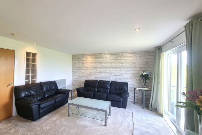 Flat 2, Cwrt Pandora, Pentre Doc Y Gogledd, Llanelli photo 3