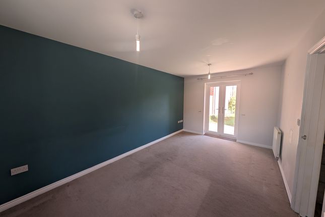 3, Hawley Drive, West Malling photo 2