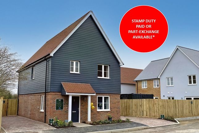Thumbnail Detached house for sale in Hawthorn Close, Bicknacre, Chelmsford