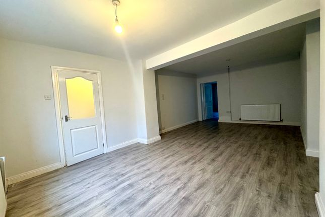 13 Mardy Terrace, Merthyr Tydfil photo 3