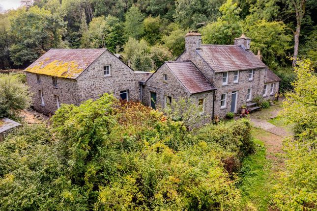 4-bed house on Cwm Uchaf, Ciliau Aeron, Nr Aberaeron, £635,000