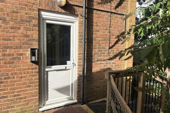 Flat 2, Adastra Place, 38, Keymer Road, HASSOCKS photo 2