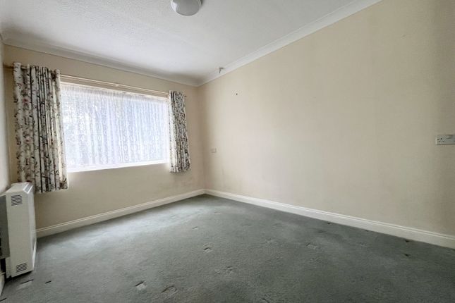 Dawes Court,Flat 1, Fisher Street, Paignton photo 3