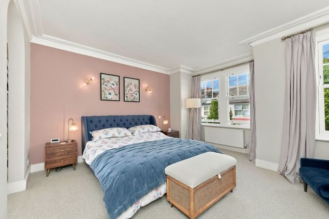 10, Isis Street, Earlsfield photo 4