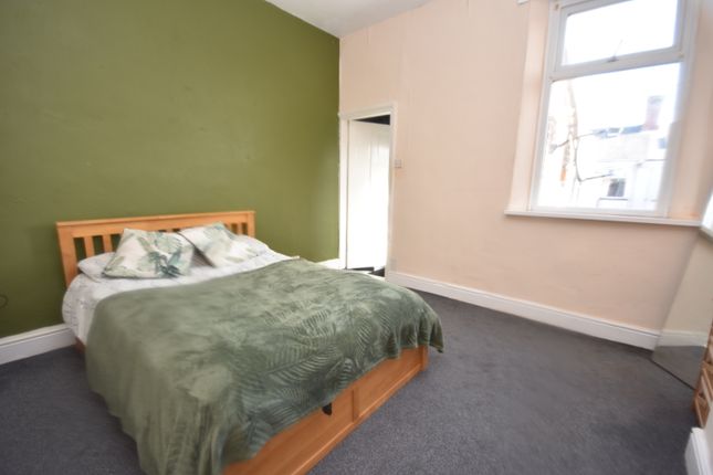 16, Wordsworth Street, Barrow-in-Furness photo 4