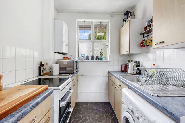 34,, Antenor House, London photo 4