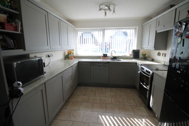 36 Cotman Road, Clacton-on-Sea photo 3