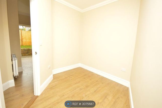 A Kitchener Road, Rochester Strood photo 5