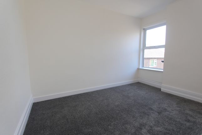 Flat 4, 116, Loughborough Road, Nottingham photo 4
