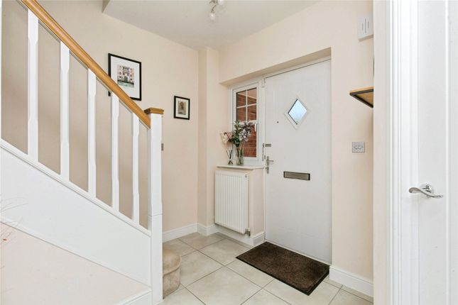 9, Gernant, Colwyn Bay photo 2