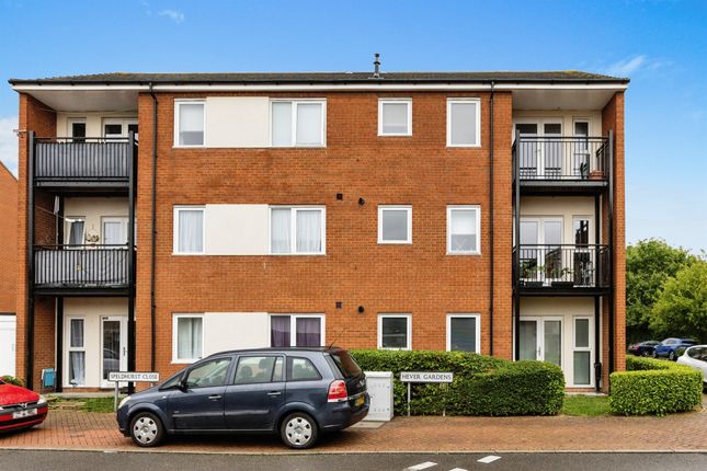 Thumbnail Flat for sale in Hever Gardens, Kingsnorth, Ashford