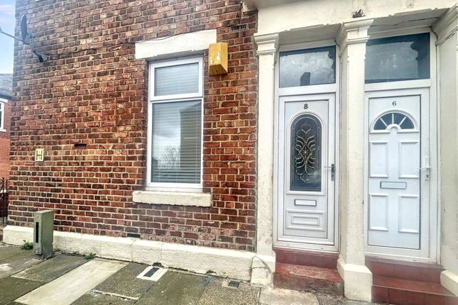 2-bed flat on 8, Stormont Street, North Shields, £59,950