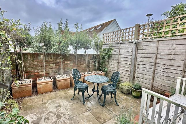 26A, Tackleway, Old Town, Hastings photo 4