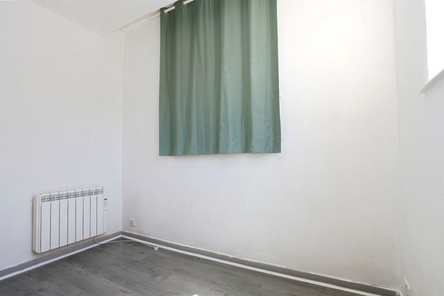 Flat 5, Phorpres House, 189, London Road, Peterborough photo 4