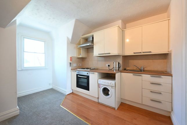 11,Flat 2, North Street, Ripon photo 4
