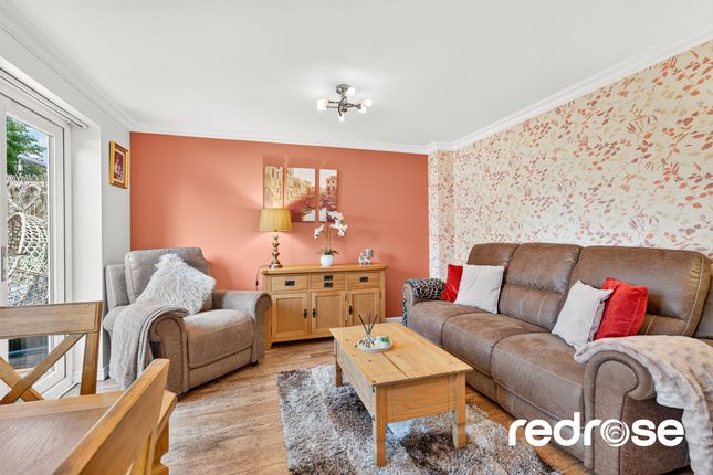 23, Cherryfields, Chorley photo 4