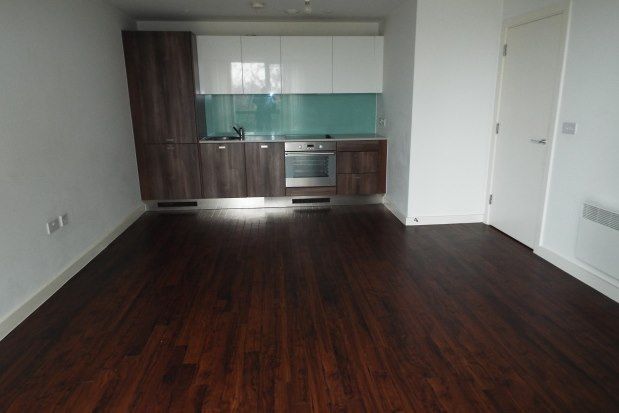 Flat to rent in Southernhay, Basildon