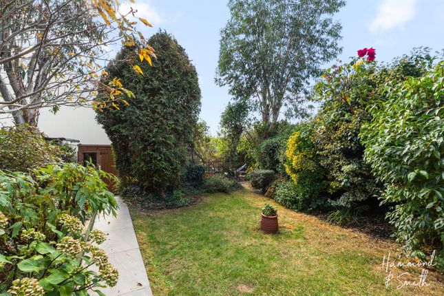 40 Lincolns Field, Epping photo 3