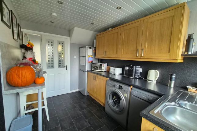 Sheddocksley Drive, Aberdeen photo 2