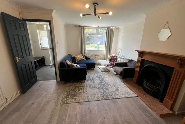 80, Canterbury photo 2