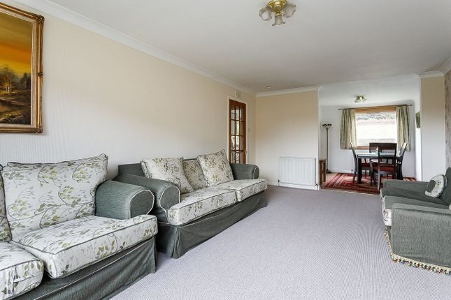 38, Mid Liberton, Edinburgh photo 4