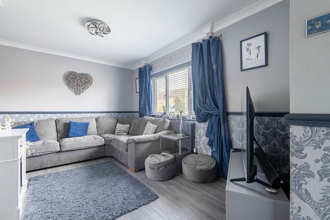 26 Evergreen Road, Lowestoft photo 2