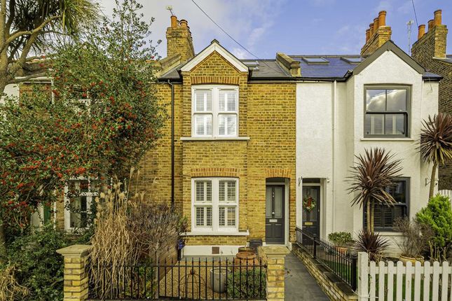Thumbnail Terraced house for sale in Campbell Road, Twickenham