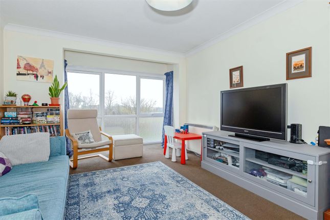 Flat for sale in The Strand, Goring-By-Sea, Worthing