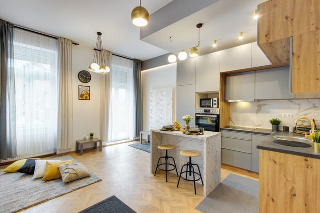 Apartment for sale in Muranyi Street, Budapest, Hungary