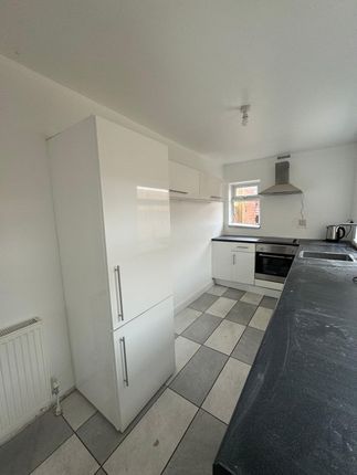 Thumbnail Property to rent in West View Road, Hartlepool