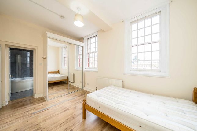 Flat 22, Osterley Gardens, Chevy Road, Southall photo 4