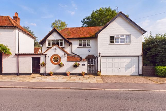 4-bed detached on Little Sutmers Three Households, Chalfont St. Giles, £725,000