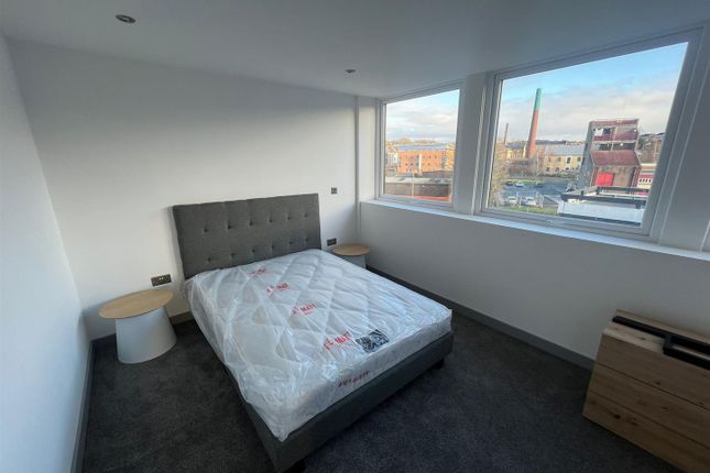 502, Yeadon House, Leeds photo 3
