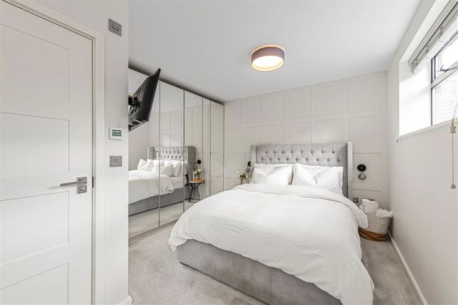 Apartment 3, 16, Elmtree Road, Teddington photo 4