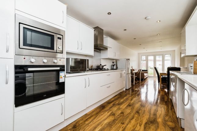 Thumbnail Terraced house for sale in West Road, Stratford, London