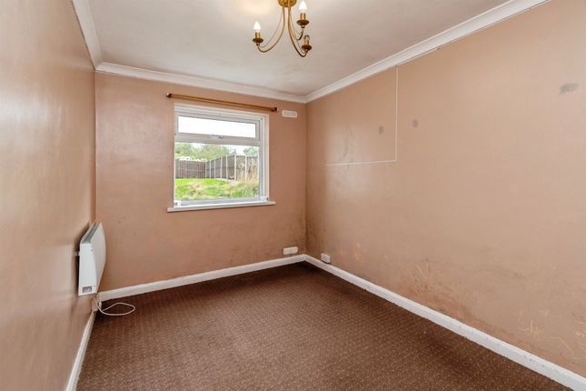Stirrup Close, Walsall photo 4