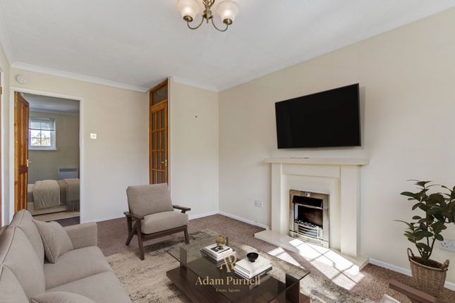 38 Sycamore Close, Hinckley photo 4