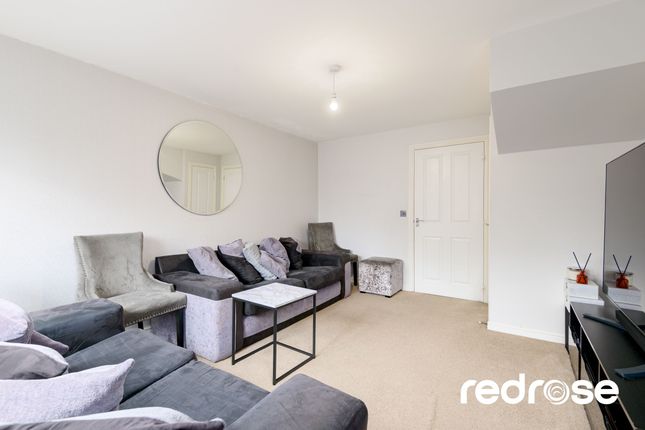 16, Ferndown Avenue, Chorley photo 3