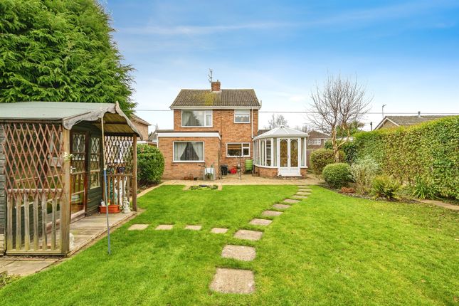 16, St. Annes Way, Spalding photo 2