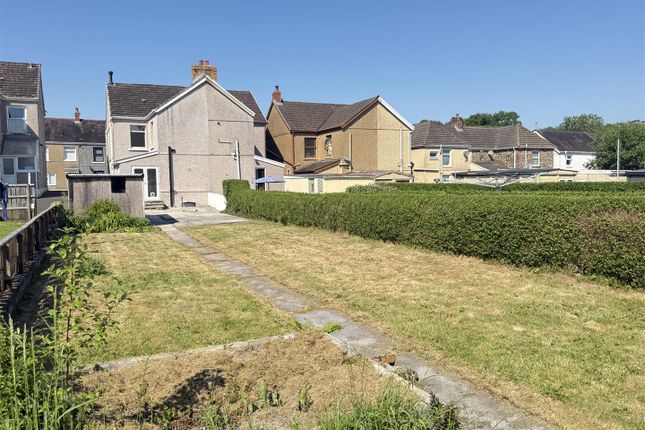 10, Furnace Terrace, Llanelli photo 5