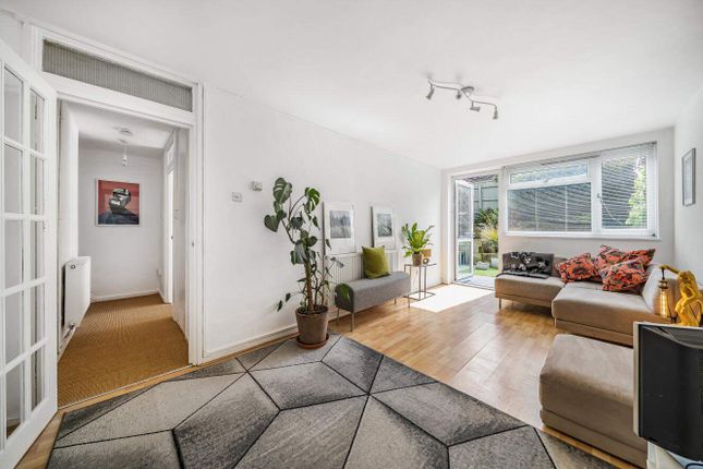 Thumbnail Maisonette for sale in Conistone Way, London