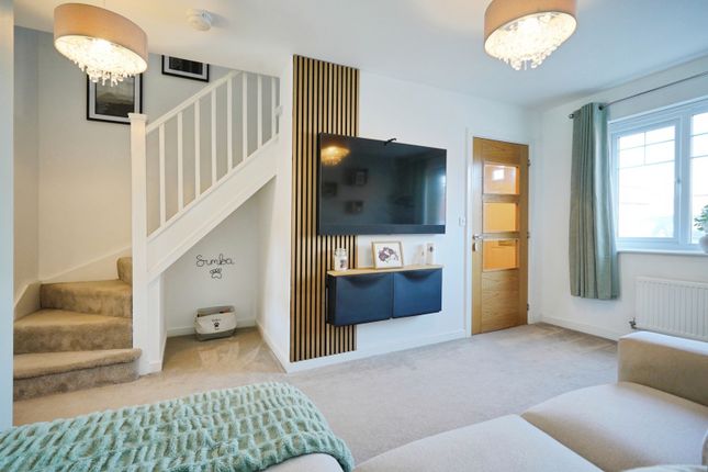 16, Osprey Drive, Burton-on-Trent photo 2