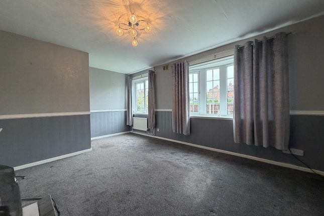 4, Princess Avenue, Alfreton photo 3