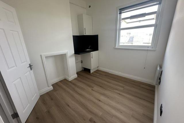 Harrow Road, 594, Harrow Road, London photo 2