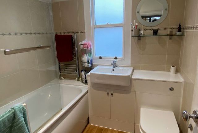 Flat for sale in Mercers Row, Town Centre, Northampton