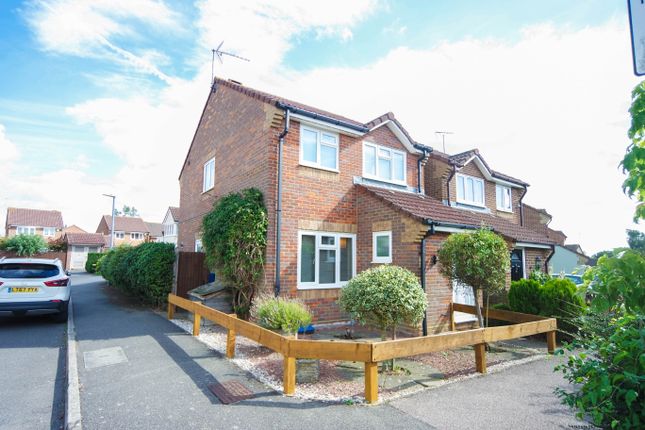 Thumbnail Detached house to rent in Knights Templars Green, Stevenage