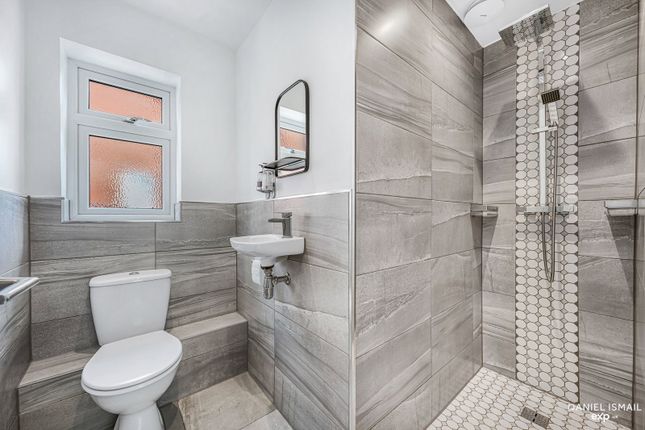 12, Cavendish Way, Basildon photo 4