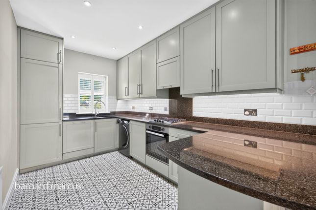 45, Beaumont Drive, Worcester Park photo 4